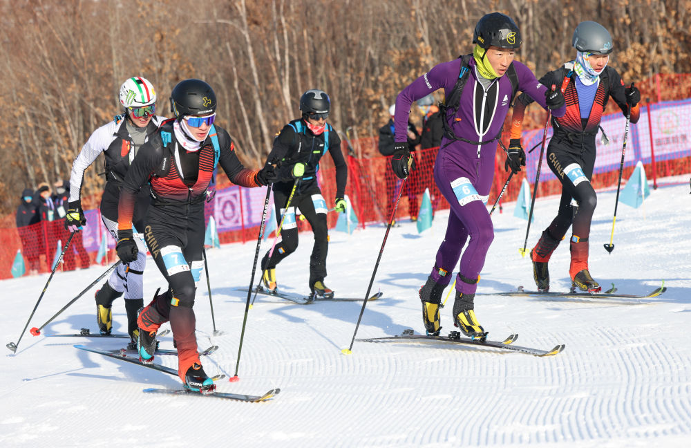 十博体育首枚全冬会滑雪登山金牌产生(图3)