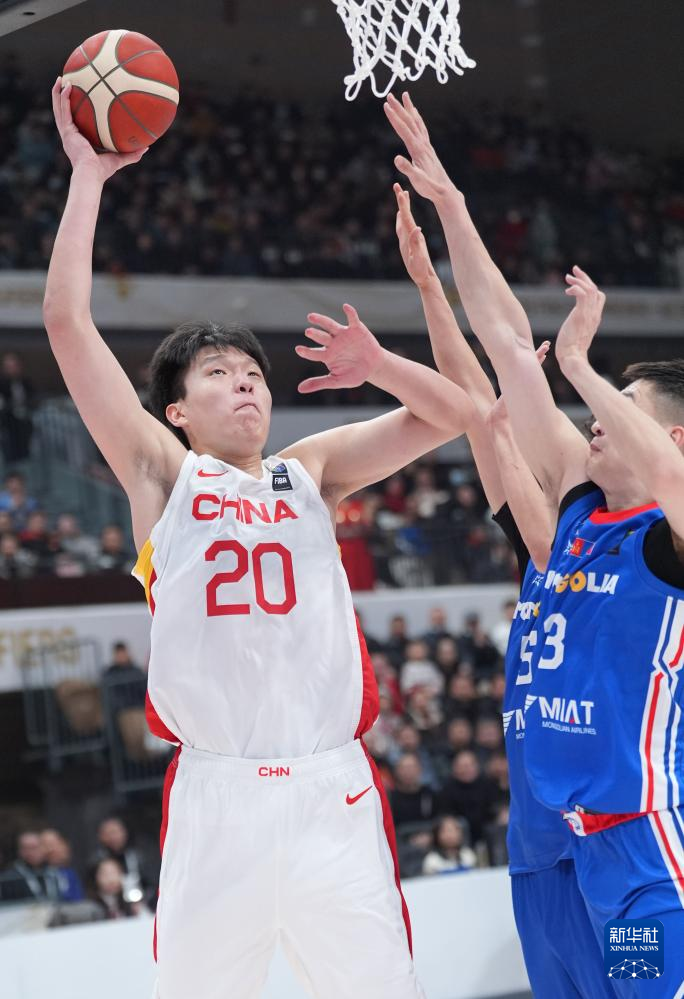 篮球——亚洲杯预选赛：中国队战胜蒙古国队