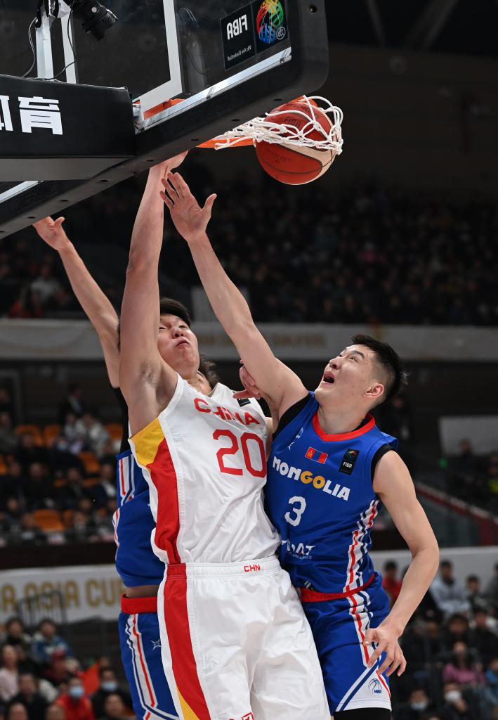 中国男篮轻松取下亚洲杯预选赛首胜