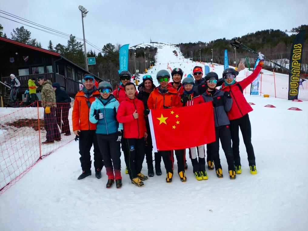 滑雪登山青年世界杯：中国队4金2铜 男子选手首次夺金