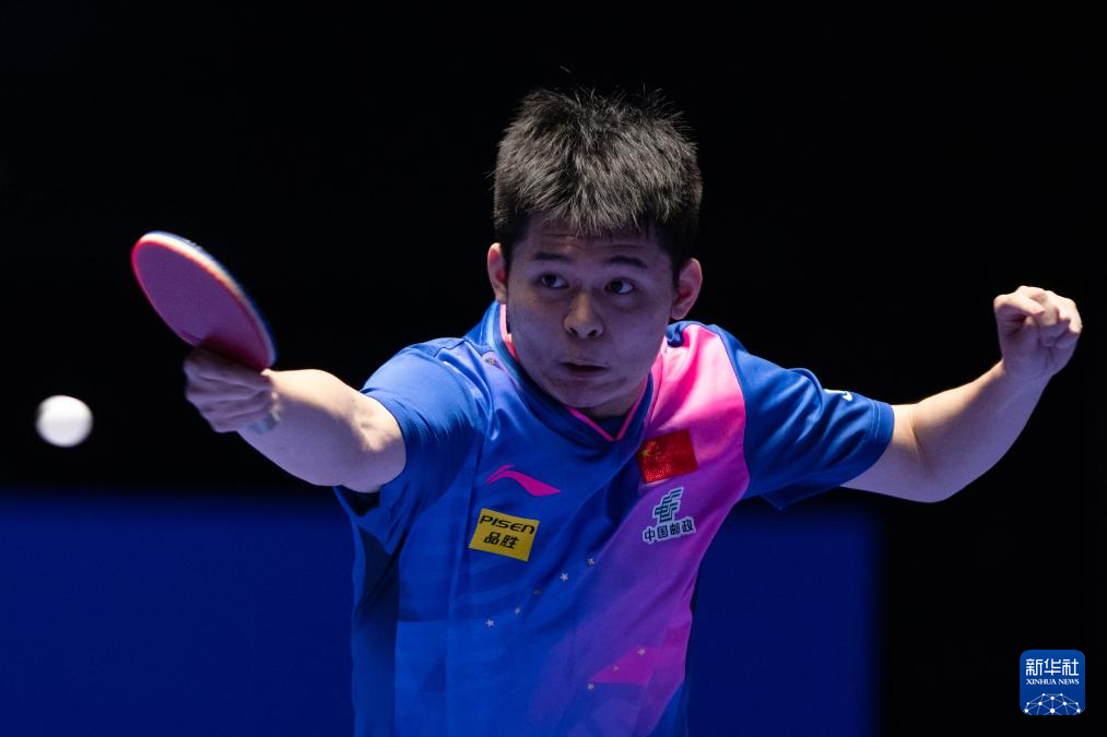 乒乓球——澳门世界杯：林诗栋胜勒布伦