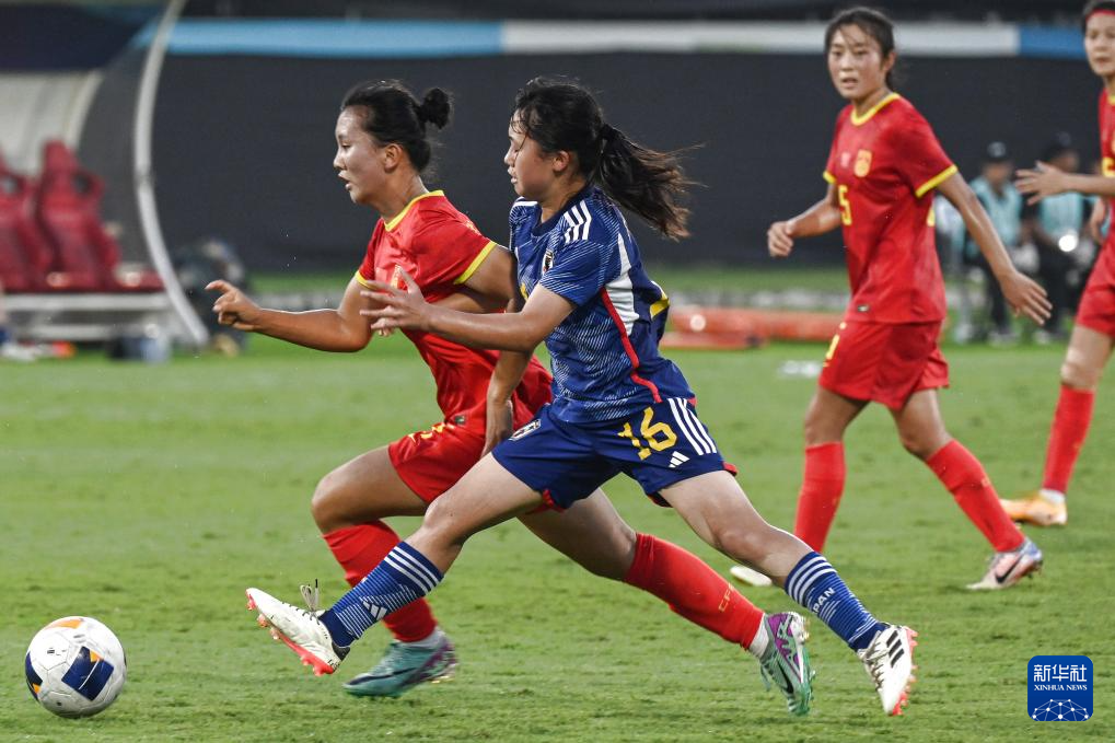 足球——U17女足亚洲杯：中国队小组第二出线