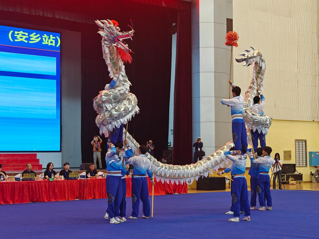 “龙狮运动的氛围越来越好”——2024中国龙狮公开赛安乡站见闻