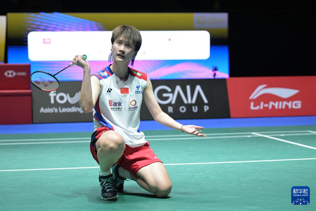 羽毛球——新加坡公开赛：陈雨菲获女单亚军