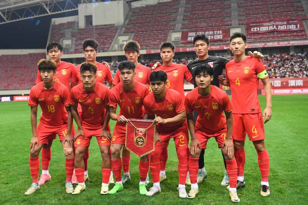 渭南国际足球邀请赛：中国U19队战平乌兹别克斯坦U19队