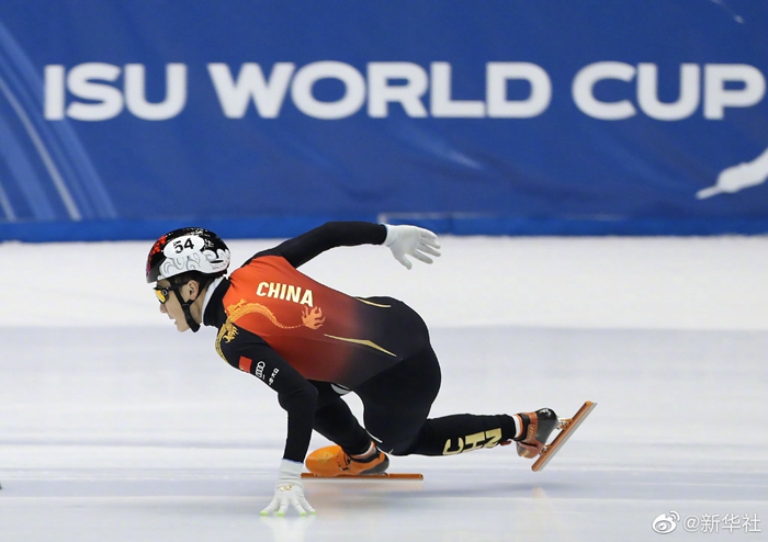 任子威获短道速滑世界杯名古屋站男子1000米冠军