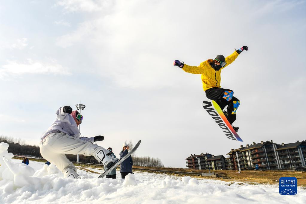 全民健身——解锁滑雪新玩法