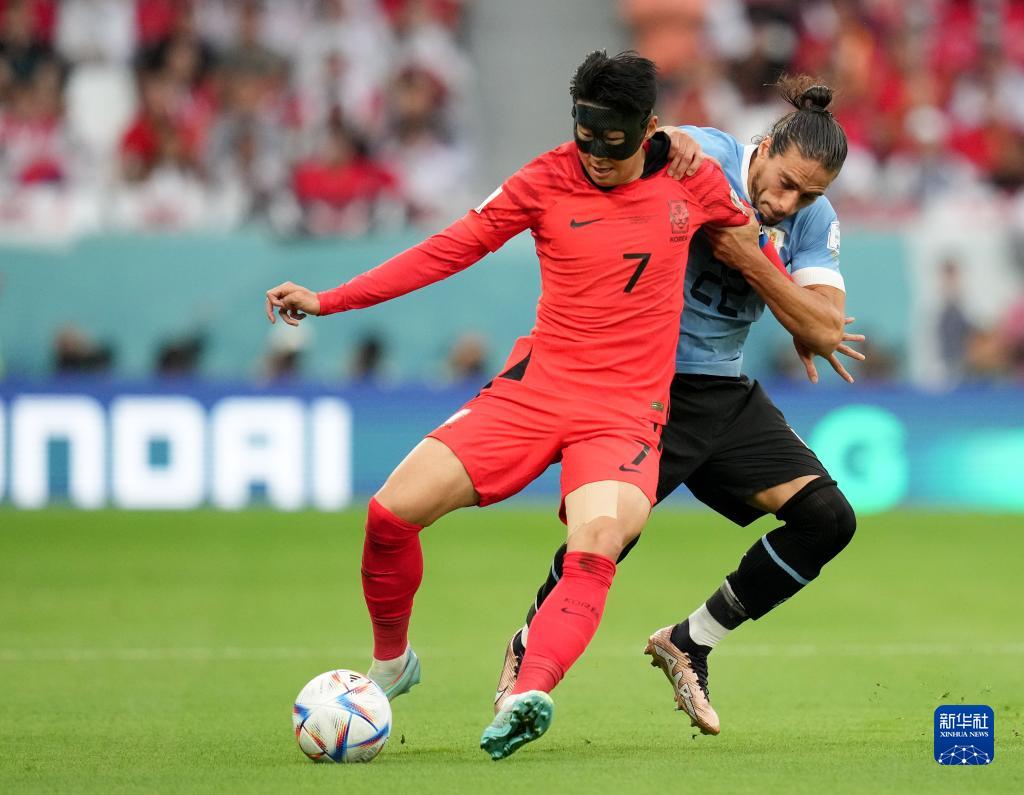卡塔尔世界杯｜乌拉圭队两中门柱 与韩国队互交白卷