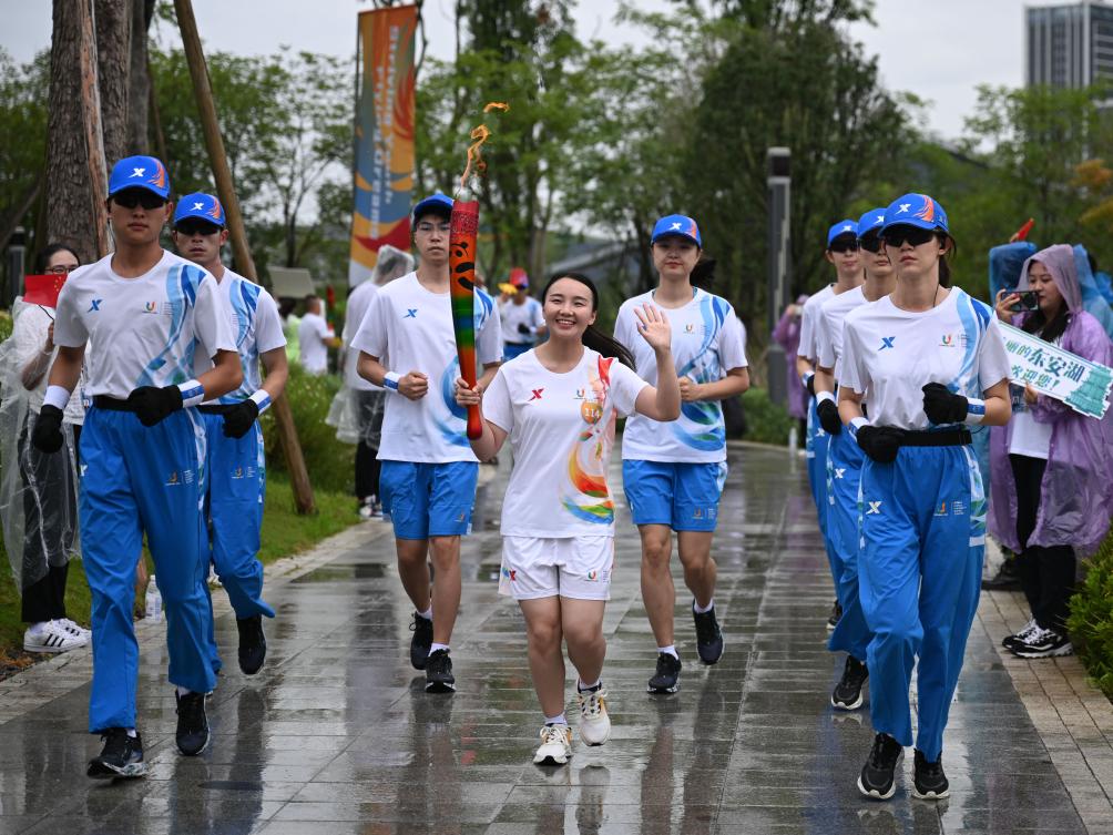 追光丨追赶青春之光！成都大运会火炬传递全回顾