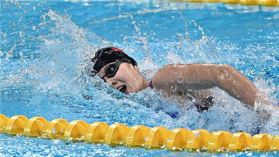 汤慕涵打破女子200米自由泳全国纪录夺得全运会冠军