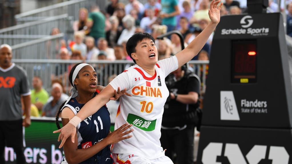 全球连线丨中国三人女篮收获世界杯铜牌