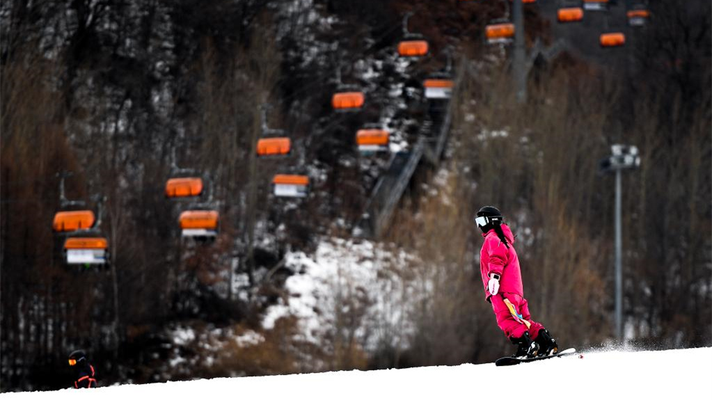 全民健身——吉林市多家滑雪場“開板”迎接新雪季