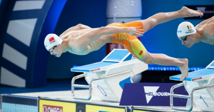 短池世锦赛：美国队打破男子4x200米自由泳接力世界纪录