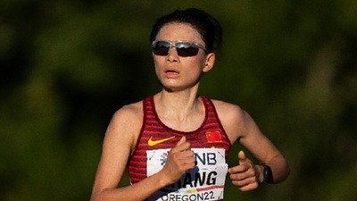 中国选手张德顺获得名古屋女子马拉松第四名
