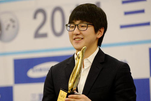 三星杯决赛：韩国棋手金志锡2比0胜唐韦星夺冠
