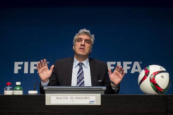 FIFA通信主管辞职