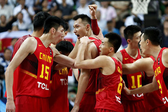 男篮亚锦赛：中国队两连胜