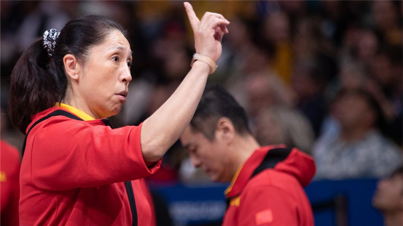 世界杯惊喜后要冷静——专访中国女篮主教练郑薇