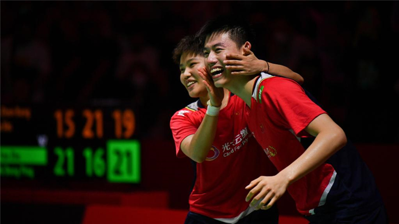 印尼羽毛球大师赛闭幕 中国队获女双、混双冠军