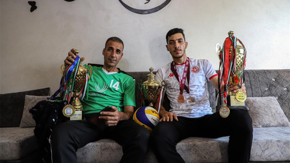 特写：在封锁与战火中逐梦——巴勒斯坦沙排运动员期待杭州亚运会