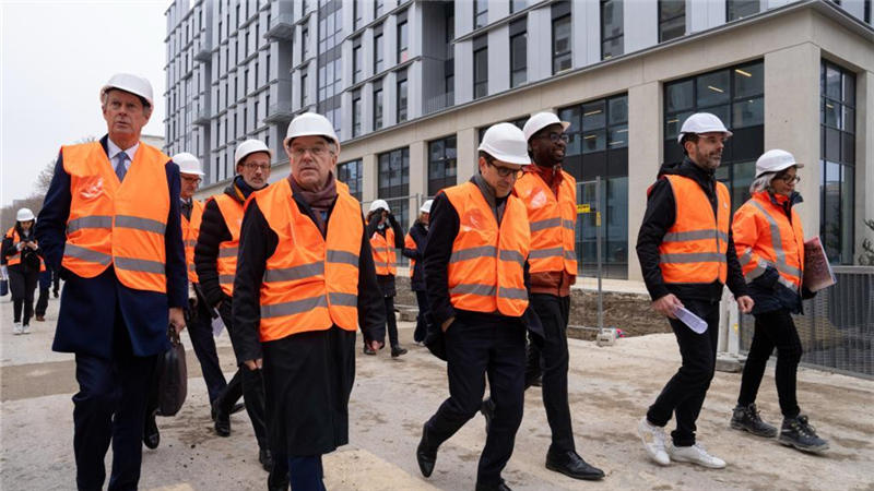 国际奥委会主席巴赫赞赏巴黎奥运会筹办及奥运村建设工作